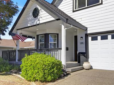 213 K St