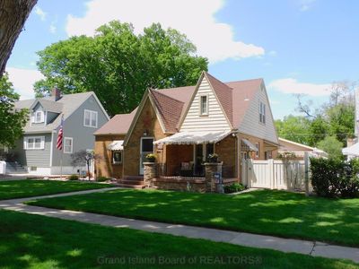 706 W 11th St