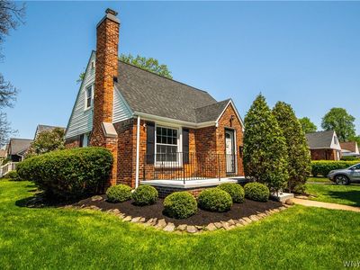 512 Lamarck Dr