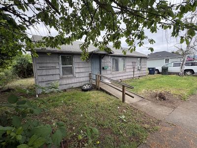 394 S 37th St