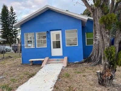 822 Lemon Ave