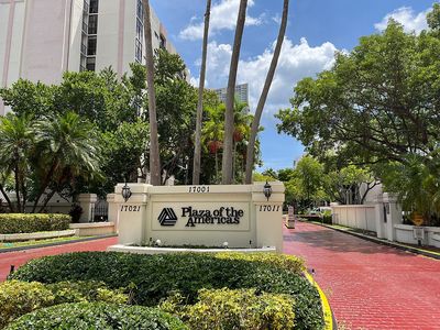 16909 N Bay Rd APT 907
