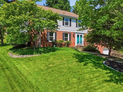 8273 Brittany Pl