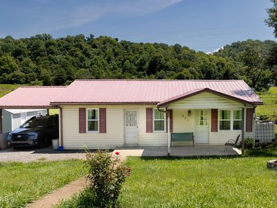631 Lee Valley Rd