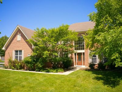 1674 Rolling Hills Dr