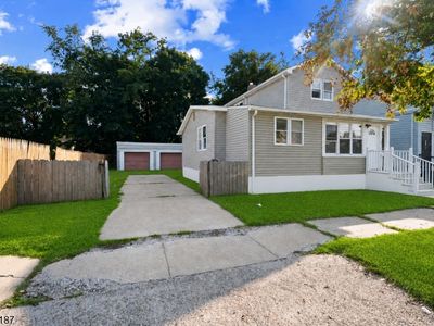 Property at 229 Parkinson Ave, Hamilton, NJ