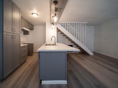 2585 W Fairmont Avenue