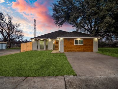 3500 Roberts Ave