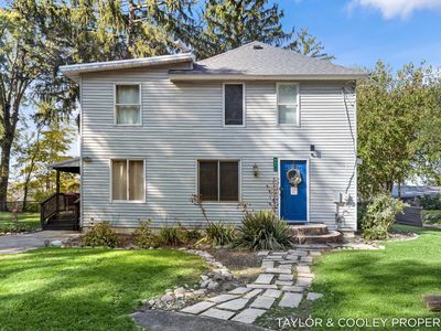 6671 Elizabeth St