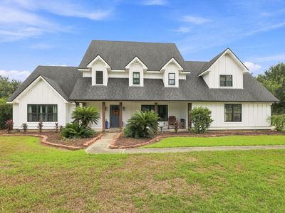 903 N Prairieview Dr