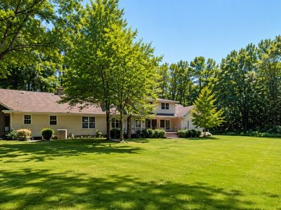 7100 Bargain Rd