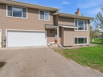 16163 Flagstaff Ct S