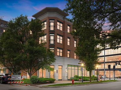 Property at 125 N Euclid Ave APT 303, Oak Park, IL