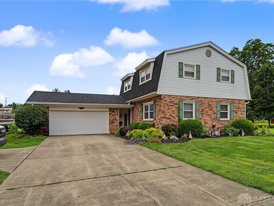 5295 David Dr