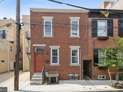 1606 Webster St