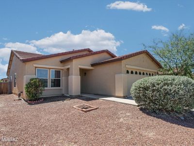 9410 E Grapevine Spring Pl