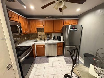 4152 Inverrary Dr APT 303