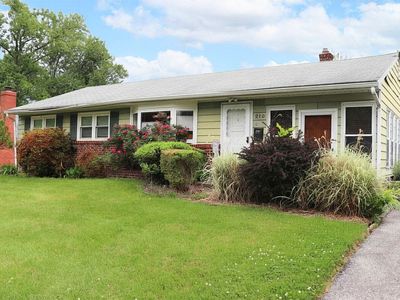 210 Catalina Dr
