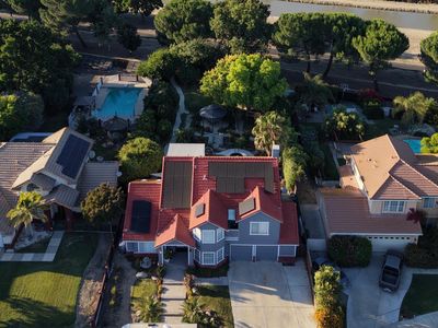 416 Crescent Dr