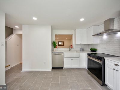 342 Logan Ct