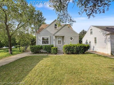 711 Lincoln Ave