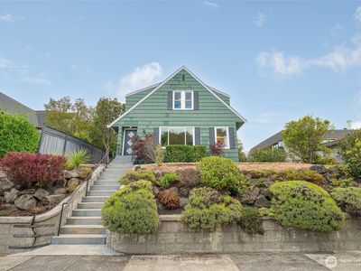 1512 6th Avenue W