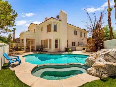 1800 Aztec Cliffs Ct