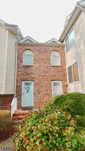 402 Holly Dr #402