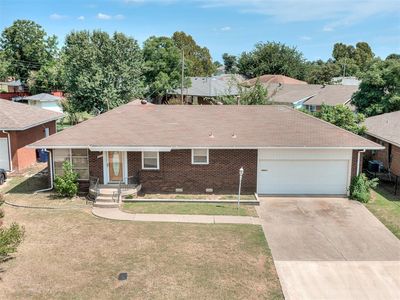 1326 James Dr
