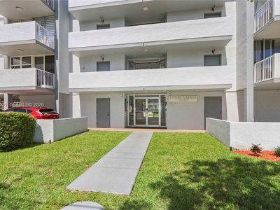 16518 NE 26th Ave APT 405