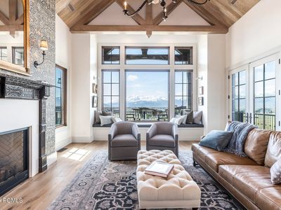 658 N Chimney Rock Rd