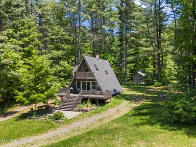 716 Sandy Plains Road