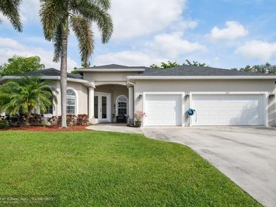 355 SW De Gouvea Ter