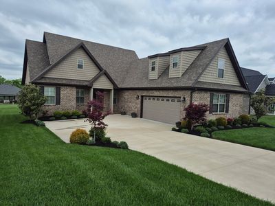 710 Goldenwood Dr