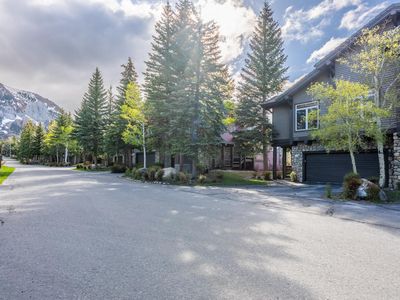 723 Fairway Cir APT 723