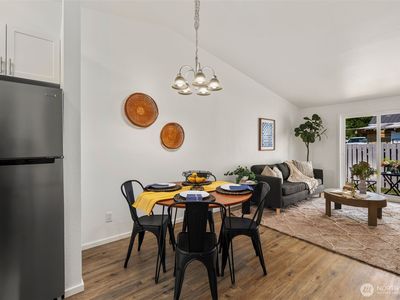 3305 Hollywood Avenue