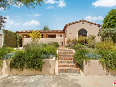 901 S Ogden Dr