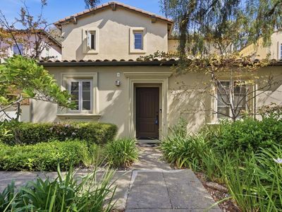 1309 Dahlia Loop
