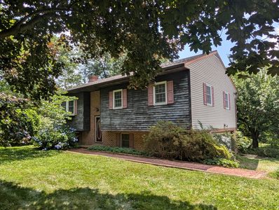 12 Buck Heights Rd