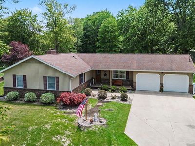 Property at 2958 E Martin Ct, Midland, MI