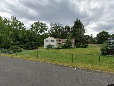 75 Green Valley Dr