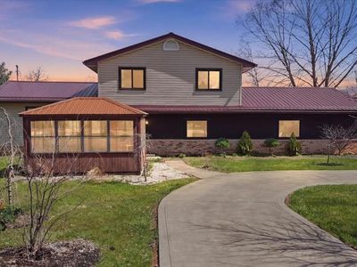 809 S Lexington Springmill Rd