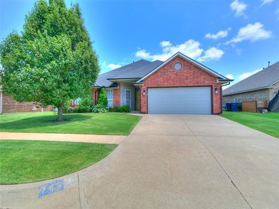 748 Caroline Dr