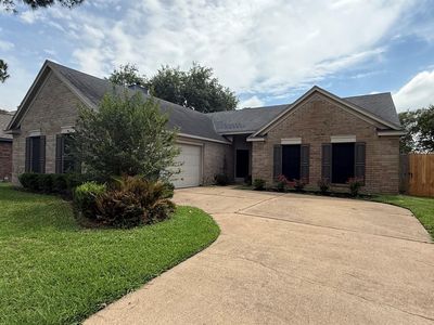 1014 Long Prairie Dr