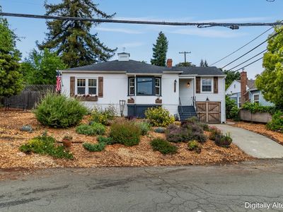 122 Fleming Avenue