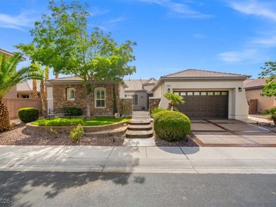 8560 Grand Palms Cir