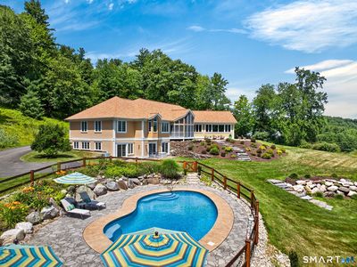 9 Reed Hill Road