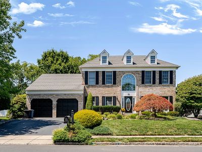 25 Dickinson Rd