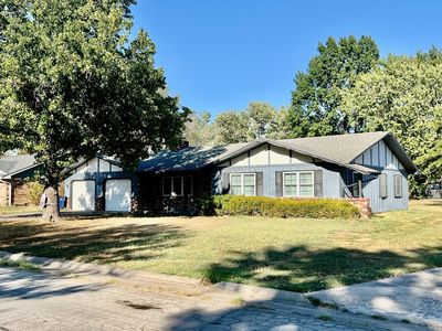 307 S Centennial Dr