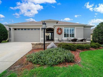 3324 Queensway Ter